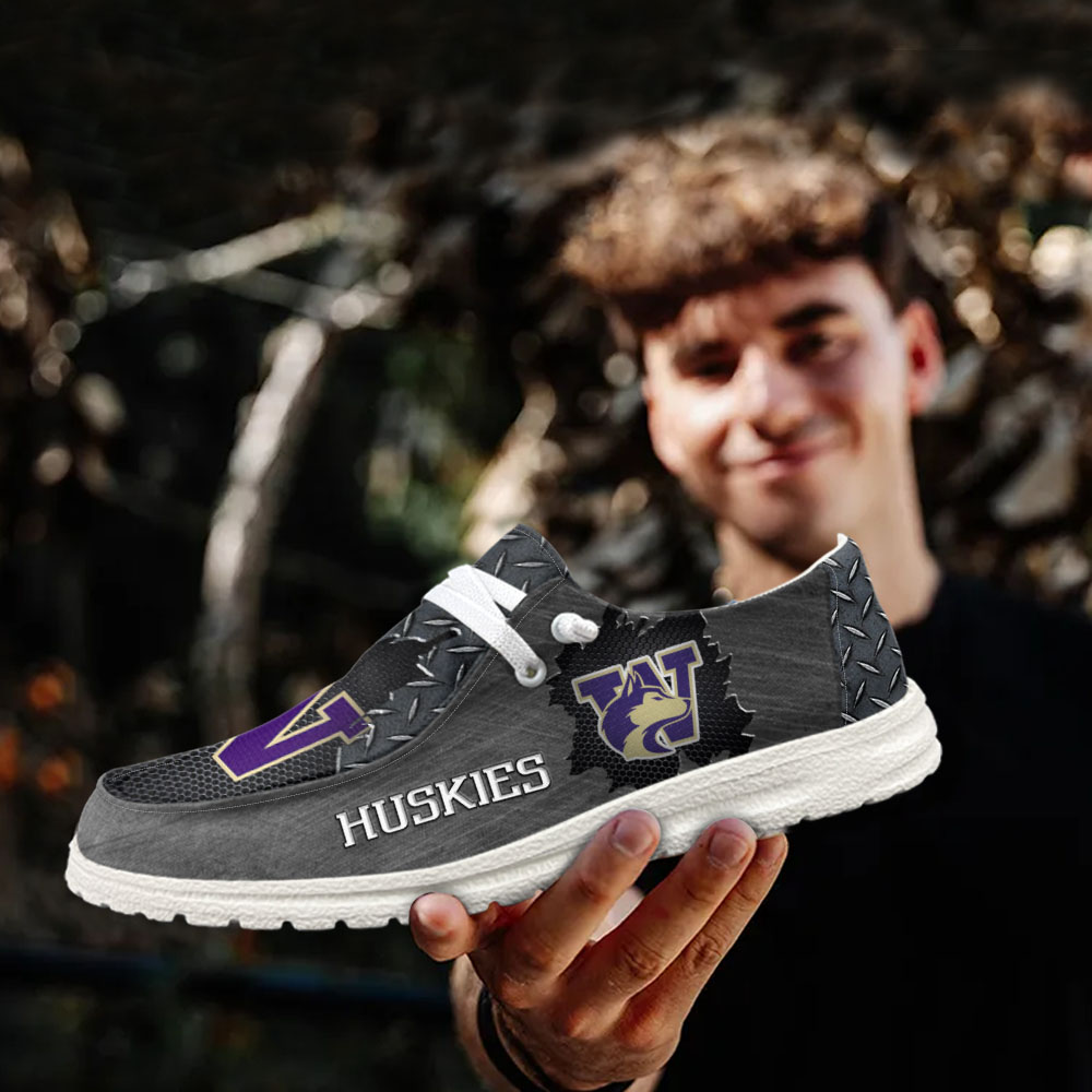 Washington Huskies NCAA Personalized Hey Dude Shoes For Men And Women ST14134